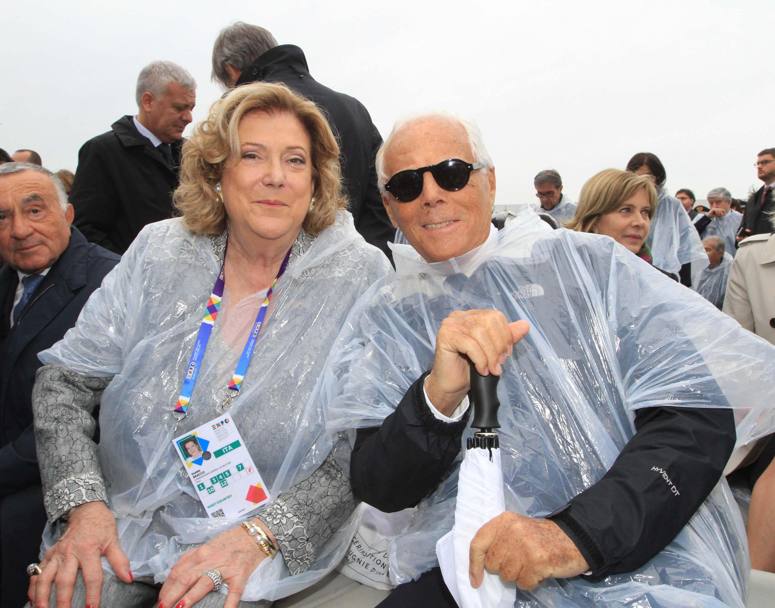 Giorgio Armani con la presidente di Expo Diana Bracco (Ansa)